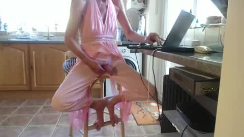 Sissy Christine online show from May 5, 2026, 8:55 am
