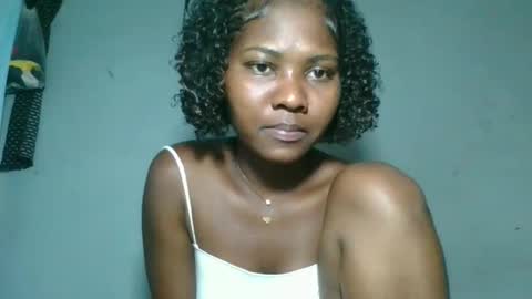 Snapshot of christine985 chatting on October 22, 2025, 9:42 am christine985 online show from October 22, 2025, 9:42 am