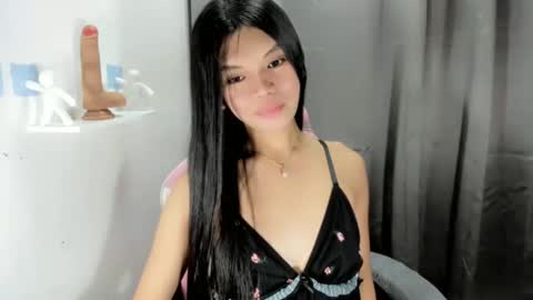 Snapshot of christine_slutt chatting on September 18, 2025, 3:52 am STEFFY online show from September 18, 2025, 3:52 am