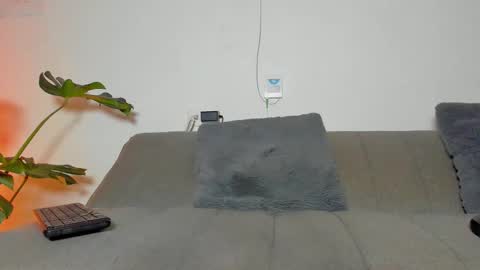 Snapshot of christopher_park chatting on February 19, 2025, 6:11 am Christopher online show from February 19, 2025, 6:11 am