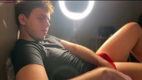 Snapshot of christophertan chatting on September 17, 2025, 9:33 am Christopher online show from September 17, 2025, 9:33 am