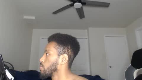 ChrisVacherx online show from December 3, 2025, 1:57 am