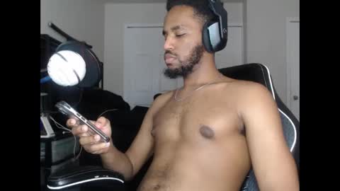 ChrisVacherx online show from April 21, 2026, 9:50 pm