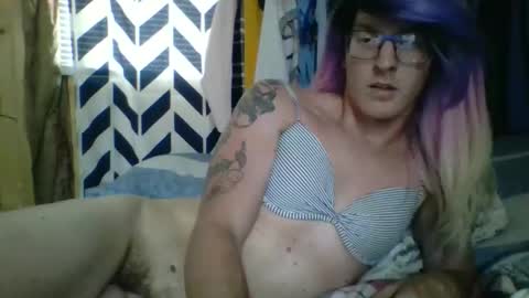 chrisvibess online show from April 23, 2026, 8:55 pm