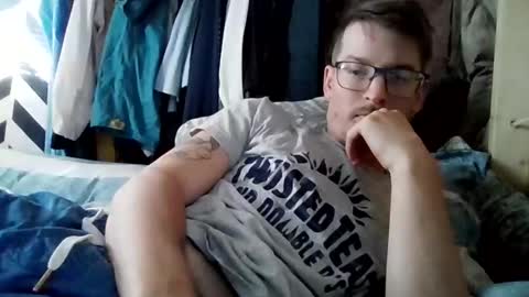 chrisvibess online show from June 7, 2026, 12:53 pm