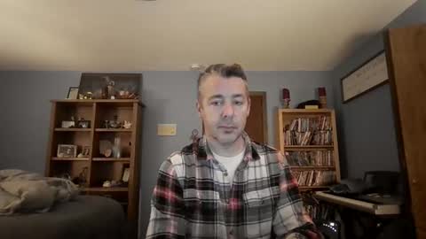 chrisw8121 online show from February 15, 2026, 3:47 am