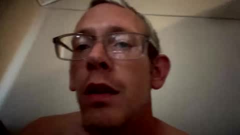 chriswells062590 online show from April 19, 2026, 6:54 pm