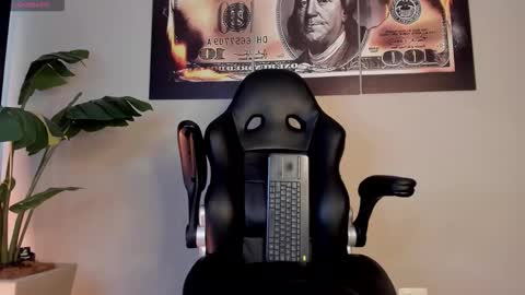 chrizmacgregor online show from March 19, 2026, 6:34 pm