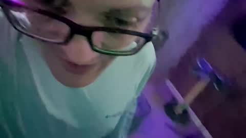 chronicvibez online show from March 30, 2026, 12:33 am
