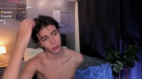 chrristopher77 online show from November 11, 2025, 5:46 pm