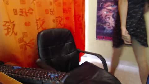 kate   online show from February 1, 2025, 6:08 pm