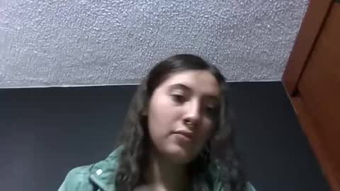 Vanesa online show from March 5, 2025, 4:35 pm