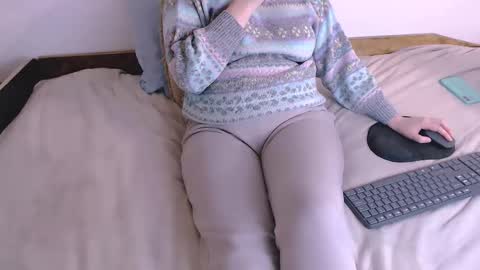 Snapshot of chubbymaia chatting on November 27, 2025, 7:49 pm Maia online show from November 27, 2025, 7:49 pm