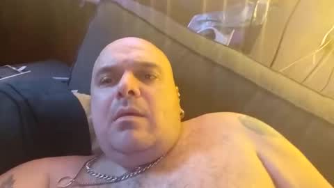 chubbyman40 online show from May 11, 2026, 6:49 pm