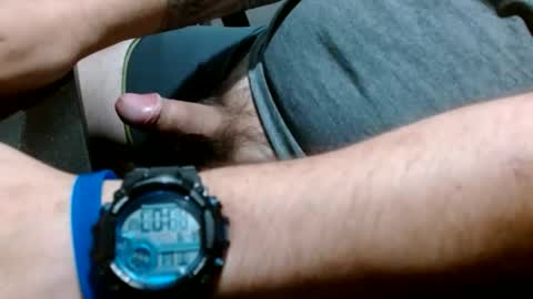 chubbyuncut5 online show from June 9, 2026, 5:08 am