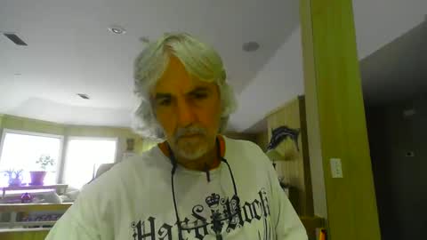 Snapshot of chuck354139 chatting on December 4, 2024, 10:08 pm chuck354139 online show from December 4, 2024, 10:08 pm