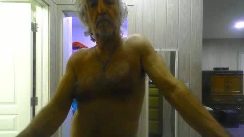 Snapshot of chuck354139 chatting on December 11, 2024, 1:26 am chuck354139 online show from December 11, 2024, 1:26 am