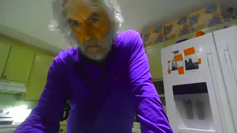 Snapshot of chuck354139 chatting on December 28, 2024, 12:04 am chuck354139 online show from December 28, 2024, 12:04 am