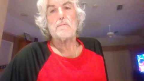 Snapshot of chuck354139 chatting on January 3, 2025, 3:38 am chuck354139 online show from January 3, 2025, 3:38 am