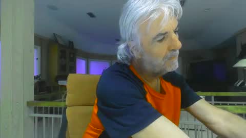 Snapshot of chuck354139 chatting on January 5, 2025, 12:31 pm chuck354139 online show from January 5, 2025, 12:31 pm