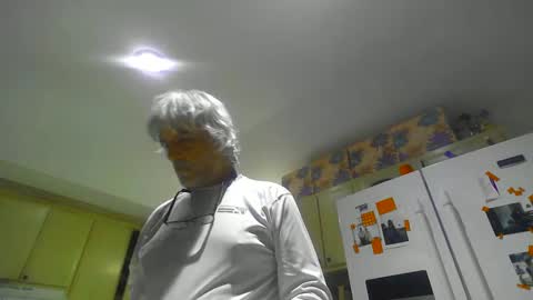 Snapshot of chuck354139 chatting on January 6, 2025, 5:19 am chuck354139 online show from January 6, 2025, 5:19 am