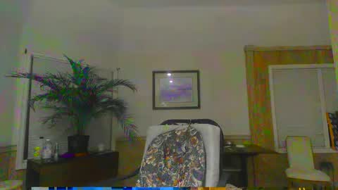 Snapshot of chuck354139 chatting on February 13, 2025, 8:27 am chuck354139 online show from February 13, 2025, 8:27 am
