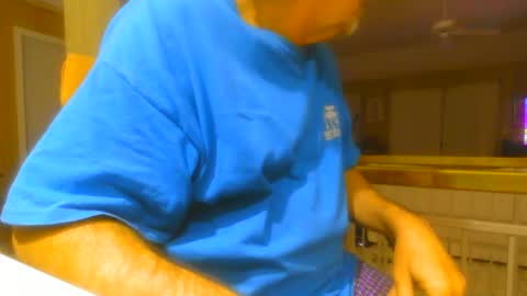 Snapshot of chuck354139 chatting on February 25, 2025, 9:09 am chuck354139 online show from February 25, 2025, 9:09 am