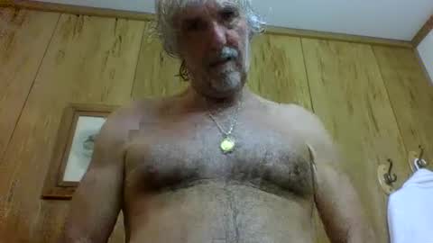 Snapshot of chuck354139 chatting on September 21, 2025, 2:24 am chuck354139 online show from September 21, 2025, 2:24 am