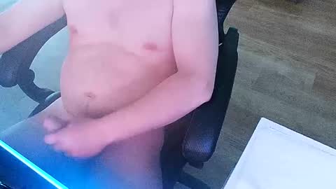 chucky606 online show from April 4, 2026, 5:21 pm