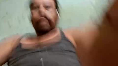 Jose online show from December 4, 2025, 10:13 am