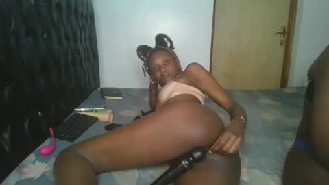 chyna_baibe online show from October 3, 2025, 5:54 pm