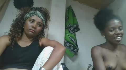 Snapshot of ciciazzhh chatting on February 28, 2026, 8:43 pm ciciazzhh online show from February 28, 2026, 8:43 pm