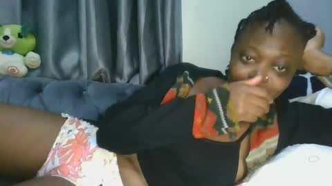 cilia petite online show from June 24, 2026, 10:31 pm