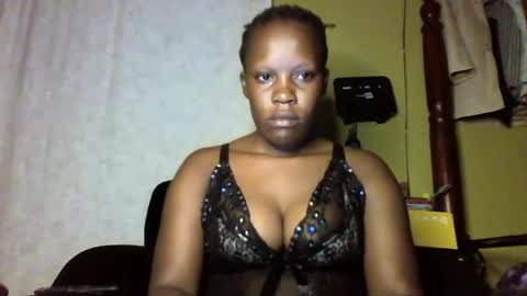Snapshot of cinddy_14 chatting on January 22, 2025, 2:37 am cinddy 14 online show from January 22, 2025, 2:37 am