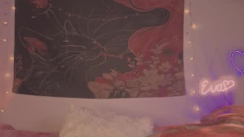 Sofi Eva and Mey online show from March 1, 2026, 3:58 pm