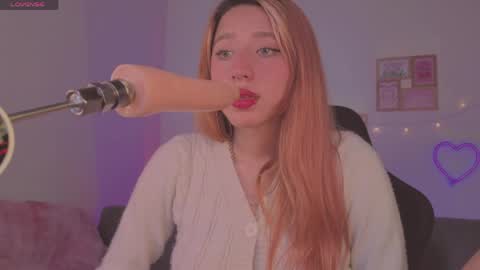 Sofi Eva and Mey online show from May 19, 2026, 4:13 pm