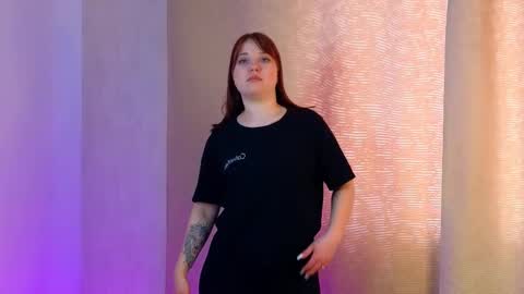 Snapshot of cindiehall chatting on March 5, 2025, 12:44 pm cindiehall online show from March 5, 2025, 12:44 pm