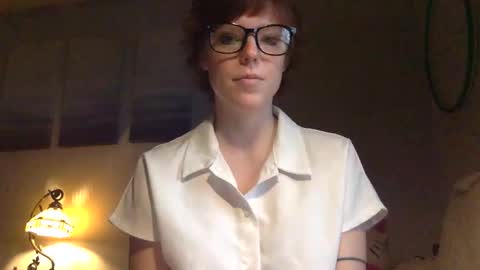 sisypheanlove online show from March 31, 2026, 12:49 pm