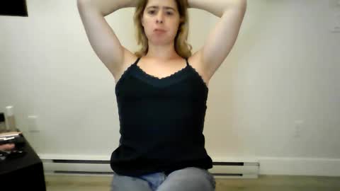 cindyfitness online show from October 25, 2025, 11:10 pm