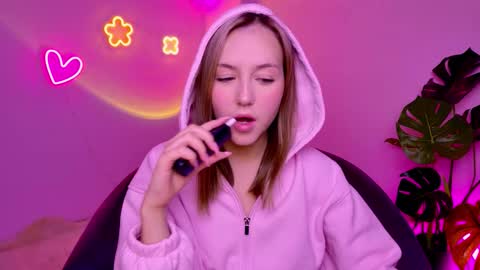 cindylovesmith online show from March 30, 2026, 3:07 am