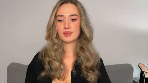 cindyprettywomen online show from October 8, 2025, 3:53 pm