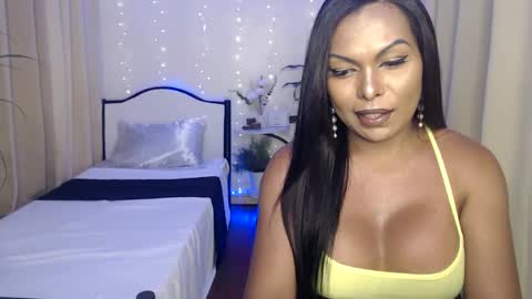 Snapshot of cindyts09 chatting on March 7, 2025, 3:39 pm Cindy online show from March 7, 2025, 3:39 pm