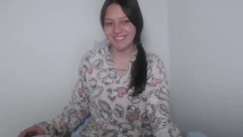Snapshot of cinna_sweety chatting on October 21, 2025, 3:51 am cinna online show from October 21, 2025, 3:51 am