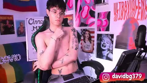 Snapshot of cinnamon_boyxxx chatting on March 9, 2025, 7:12 am David Independent Model online show from March 9, 2025, 7:12 am