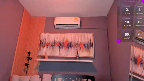 Snapshot of cinnia_ chatting on October 11, 2025, 12:15 pm Cintia online show from October 11, 2025, 12:15 pm