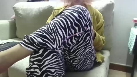 cinthia2525 online show from December 1, 2024, 4:29 pm