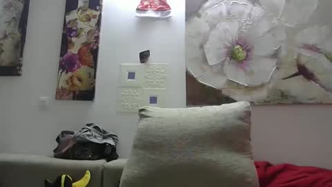 cinthia2525 online show from January 6, 2025, 11:29 am