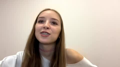 Aurora online show from April 25, 2026, 2:47 pm