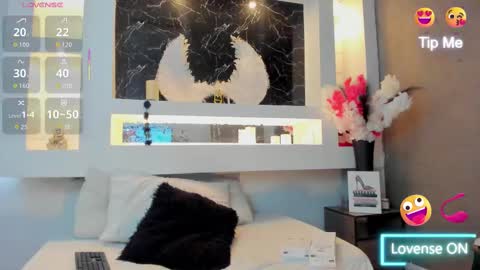 Snapshot of cinthya_mjs chatting on October 3, 2025, 12:13 pm Cinthya online show from October 3, 2025, 12:13 pm