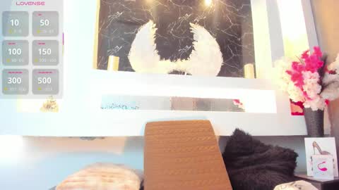 Snapshot of cinthya_mjs chatting on November 11, 2025, 12:05 pm Cinthya online show from November 11, 2025, 12:05 pm